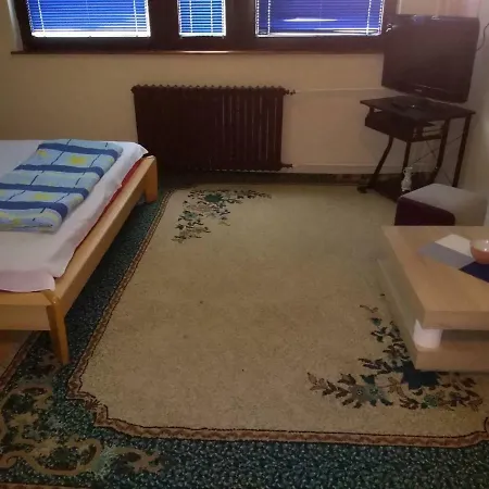 Tihe Noci Apartment *